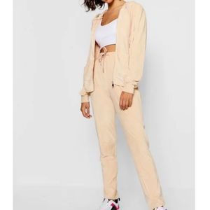 Boohoo Cream Velour Tracksuit